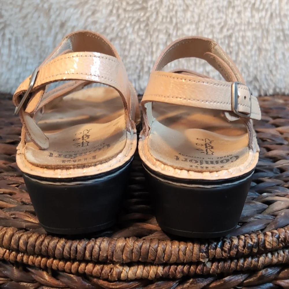 FINN COMFORT Gold Shimmer Slingback Sandals Comfort Shoes SZ 9 - Picture 5 of 12